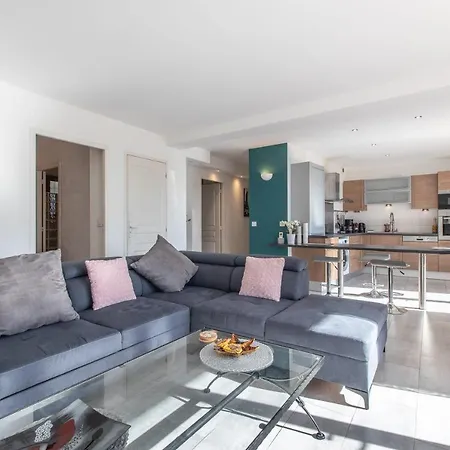 Appartement Lb Vacation I Quiet Large 3-bedroom With Terrace, Garden & Incredible Mountain View Mouans-Sartoux